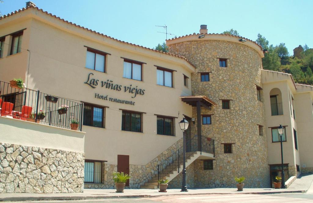 Hotel Restaurante Vinas Viejas Fuentes de Ayódar Esterno foto