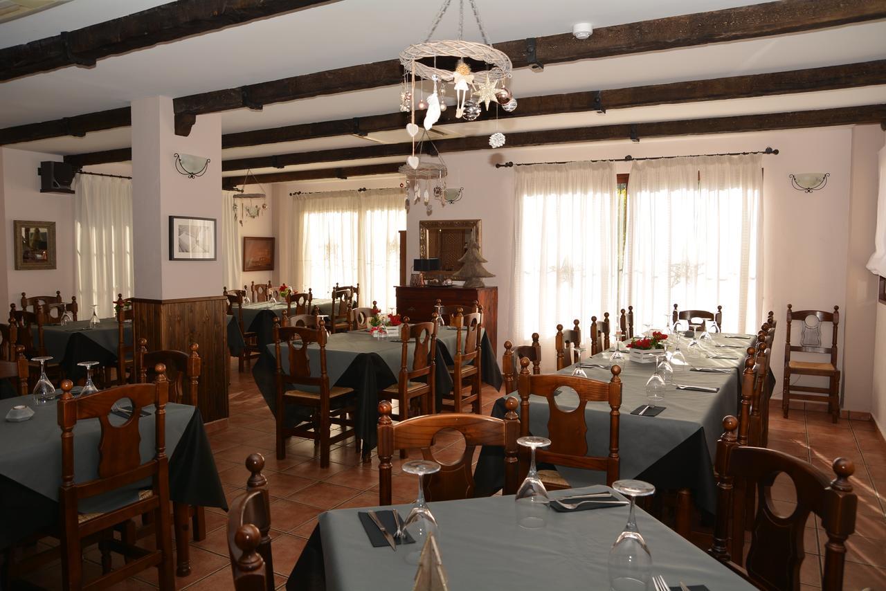 Hotel Restaurante Vinas Viejas Fuentes de Ayódar Esterno foto